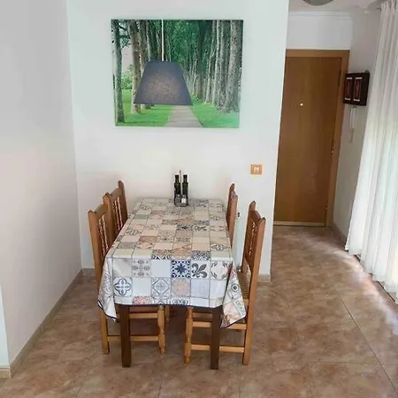 Apartamento Duplex A 50 Metros De La Playa Con Parking.